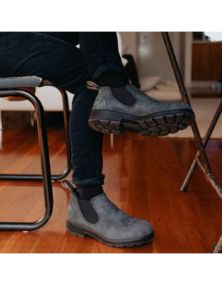Men's Originals Low-Cut Shoe - Rustic Black