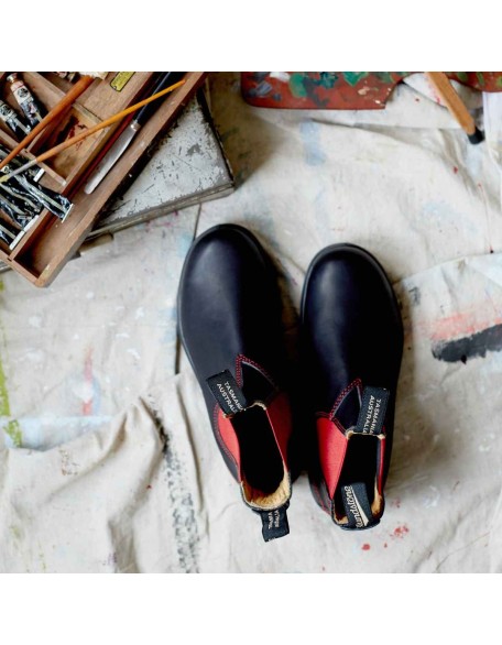 Youth Classics Chelsea Boots - Black / Red