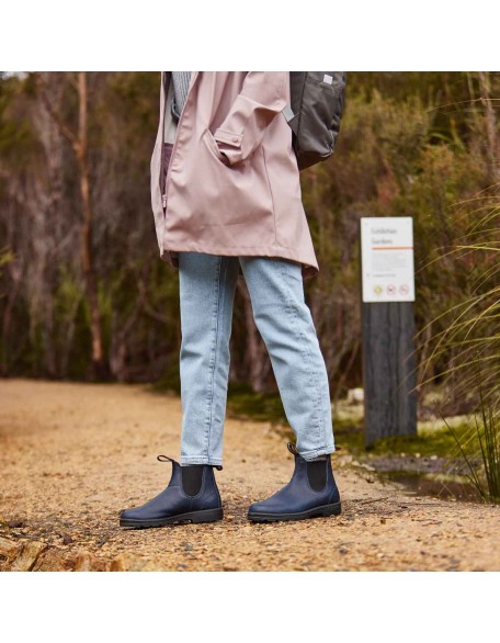 Women's Classics Chelsea Boots - Navy
