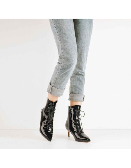 Kitten Low Heel Pointed Toe Lace Up Patent Black Leather Ankle Boots