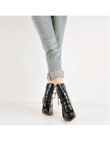 Kitten Low Heel Pointed Toe Lace Up Patent Black Leather Ankle Boots