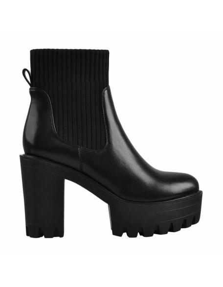 Round Toe Platform Chelsea Boots