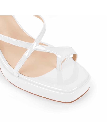 Chunky Mid Heel Criss Cross Platform Sandals