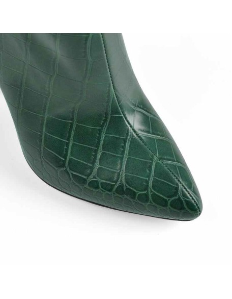 Pointed Toe Stone Pattern Chunky Boots