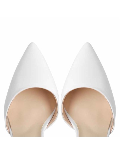 White Pointed Toe Platform Chunky Pumps