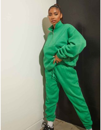 Oversized Fit Seam Front 90S Joggers Green